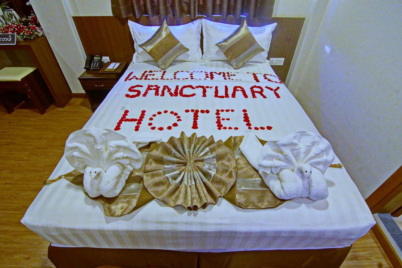 Sanctuary Hotel Mandalay Exterior photo